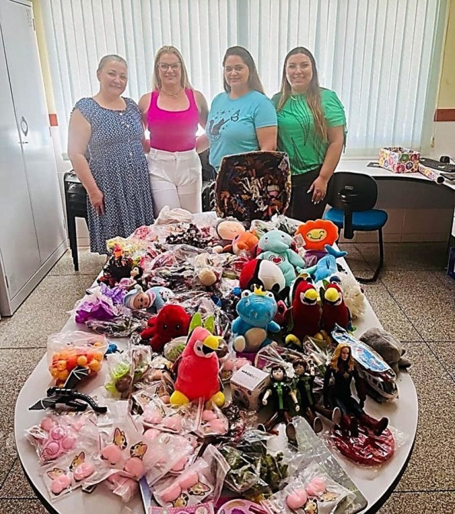 Secretaria de Assist�ncia Social Realiza Doa��o de Brinquedos