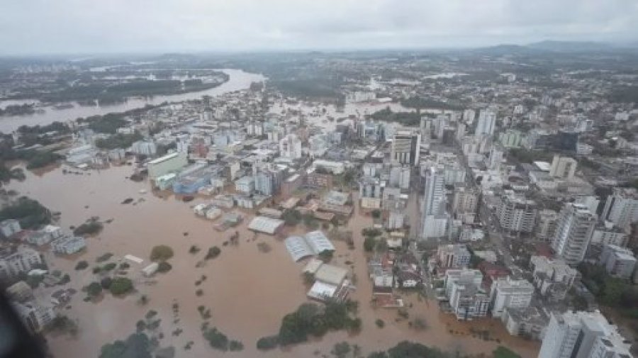 Dois Vizinhos Lan�a Campanha S.o.s. Rio Grande do Sul
