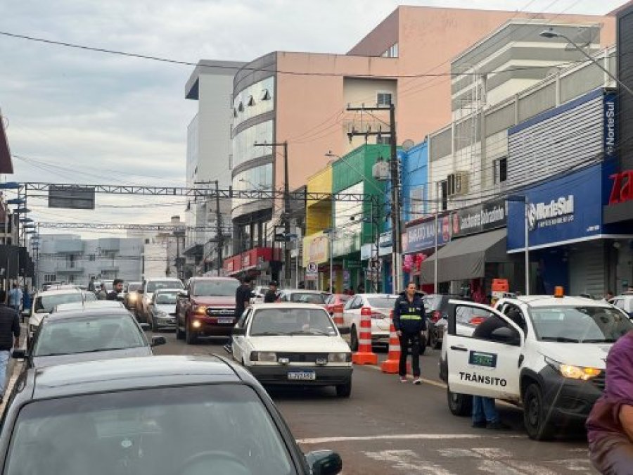 DEPTRAN AGE PARA CONTROLAR CONGESTIONAMENTO NO CENTRO