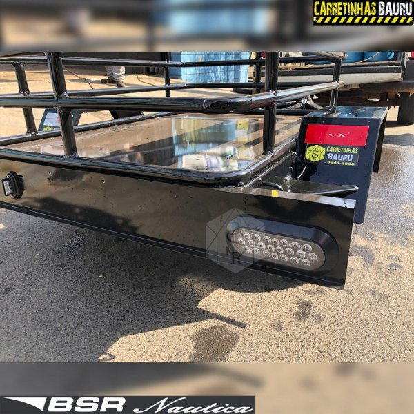 Carretinha para Acoplar Em Moto Transporte de G�s 1,20 x 0,80 x 0,60 Mts