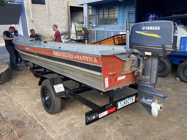 Carreta Reboque de Transporte para Barco Ed. 6,00 x 1,10 Mts