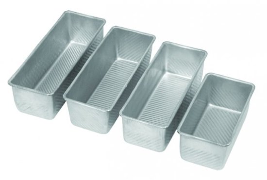 Canecos individuais de p�o de forma