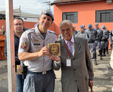 Continue lendo Sorri participa da celebra��o de 70 anos da Cavalaria da PM de Bauru