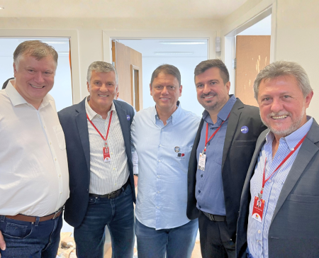 Continue lendo Governador Tarc�sio visita as instala��es do Centro TEA Paulista