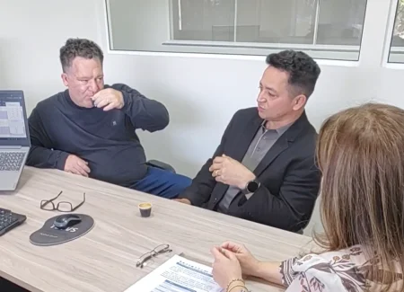 Continue lendo Sorri Bauru recebe visita do vereador Cabo Helinho