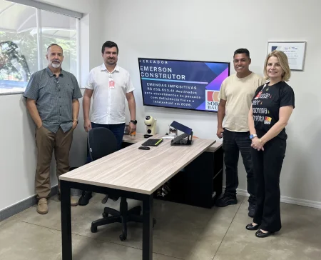 Continue lendo Vereador Emerson Construtor visita a Sorri Bauru