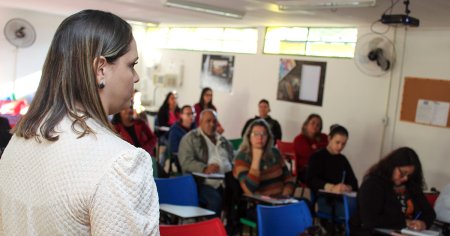 Saiba mais sobre Curso capacita servidores da Educa��o de Cabr�lia Paulista