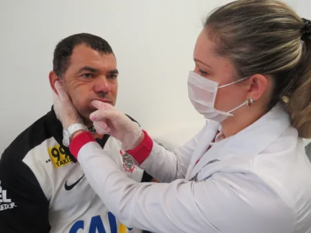 Continue lendo Fonoaudiologia da SORRI-BAURU: Ambulat�rio de Disfagia.