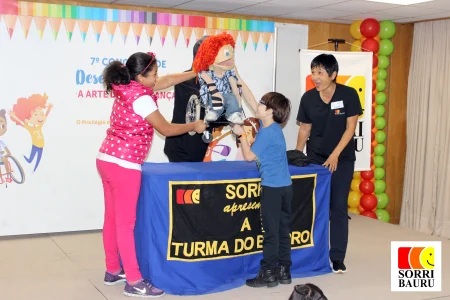 Continue lendo A Turma do Bairro se apresenta no Hospital do Cora��o, em S�o Paulo