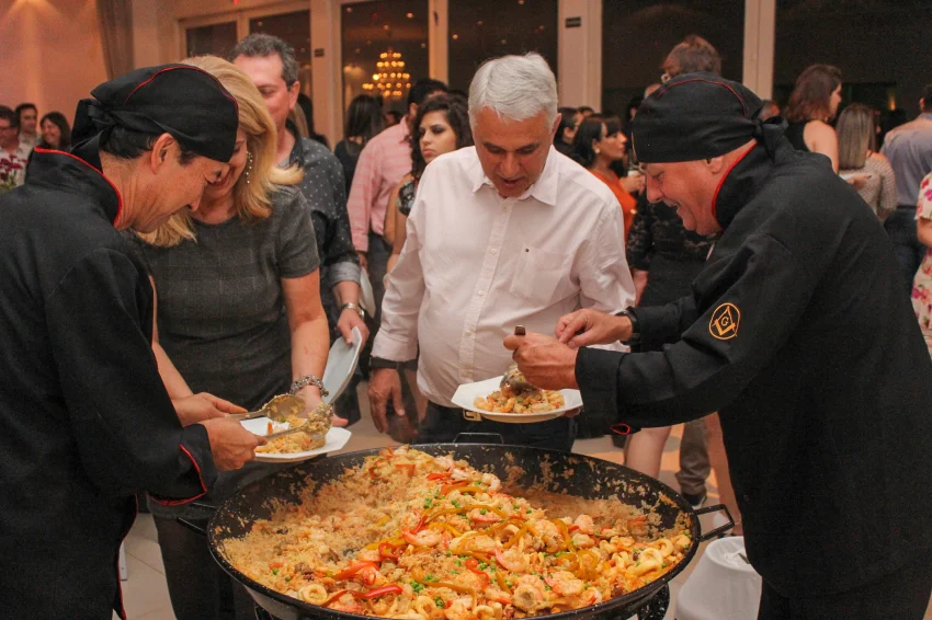 6� Noite Espanhola celebra os 43 anos da SORRI-BAURU
