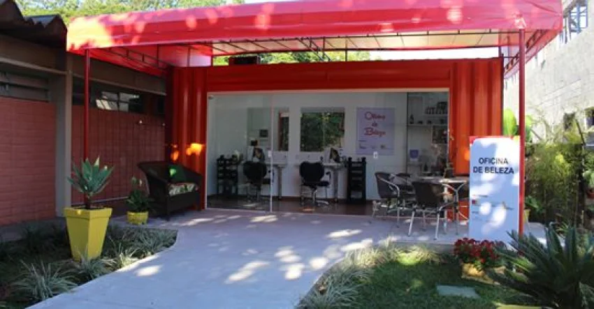 Projeto Oficina de Beleza inicia mais uma turma e conta com novo patrocinador