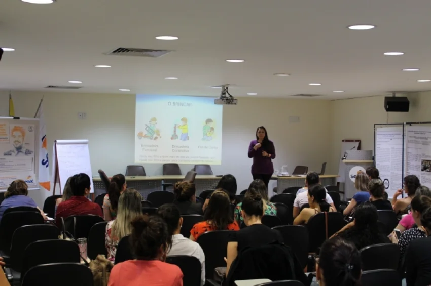 PRONAS promove qualifica��o dos profissionais da SORRI-BAURU