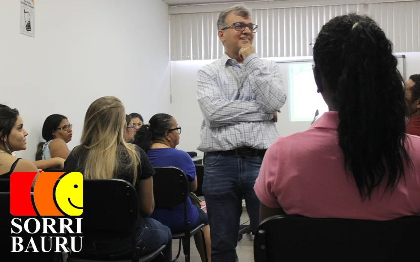 Usu�rios da SORRI-BAURU participam de palestra do Sebrae-Bauru