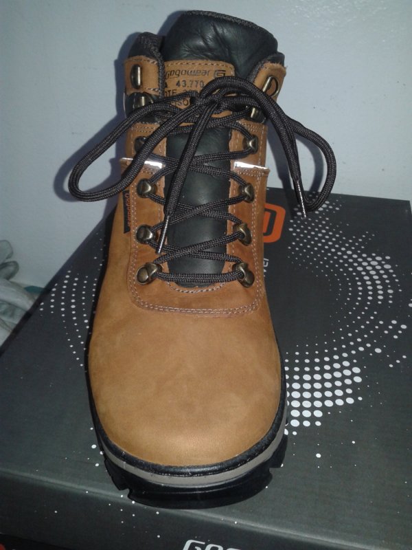 Bota Otan Nobuck Castor