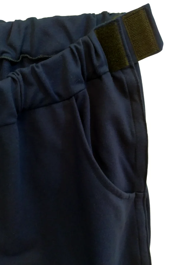 Calça com Abertura Total em Velcro