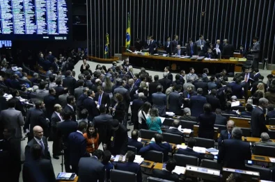 Congresso mantém veto a fator previdenciário e a outras 23 propostas