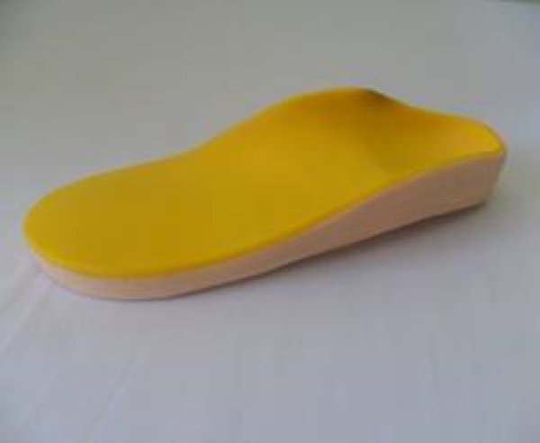 Palmilhas confeccionadas sob molde
