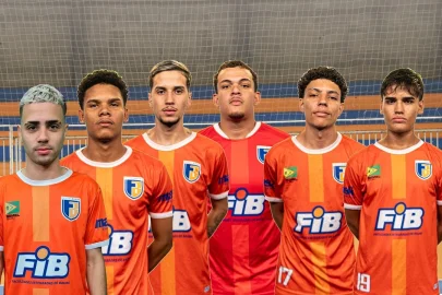 Futsal Bauru FIB/Facimus anuncia renovao de seis atletas