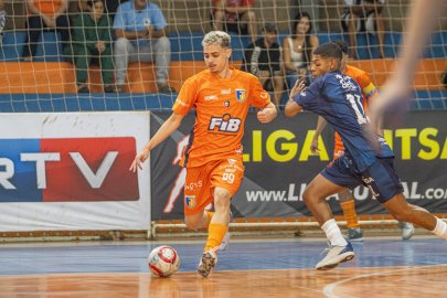 Futsal Bauru FIB/Facimus goleia por 12 a 2 e est� na semifinal da Copa da LPF
