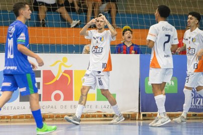 Futsal Bauru FIB/Facimus goleia Adamantina no Duduz�o pela Copa da LPF Sub-20