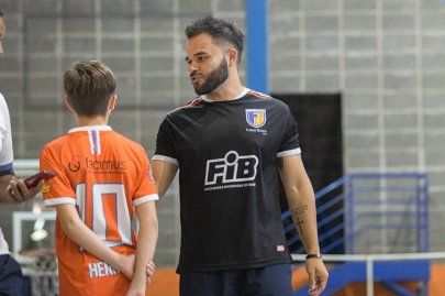 T�cnico do Futsal Bauru FIB/Facimus est� invicto em duas categorias
