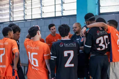 Futsal Bauru/FIB cai nos Jogos Regionais ap�s sofrer gol a tr�s segundos do fim