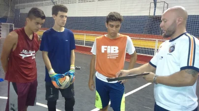 A.A. FIB tem melhor tcnico e craque do Paulista Sub-17