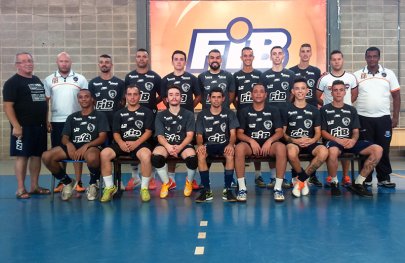 A.A. FIB d� in�cio � pr�-temporada para 2016