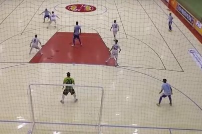 Em Pompeia,�A.A. FIB arranca empate e decidir� t�tulo da�Copa Record em Bauru