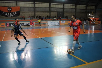Em Bauru, A.A. FIB decide ttulo da Copa Record contra Botucatu