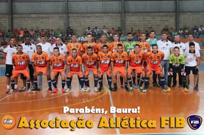 A.A. FIB parabeniza a cidade de Bauru pelos 120 anos