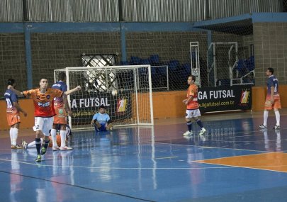 A.A. FIB conquista a terceira vit�ria em tr�s jogos na Copa TV Tem