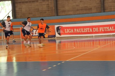 Jogadores da A.A. FIB voltam aos treinos pensando nas rodadas finais da LPF