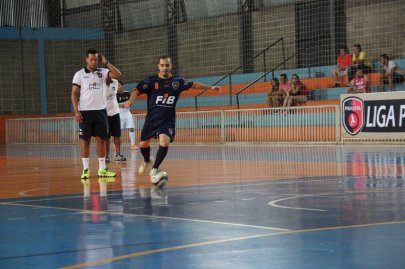 Danilinho � o quarto jogador da A.A. FIB a se transferir para a Europa em 2016