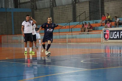 Danilinho  o quarto jogador da A.A. FIB a se transferir para a Europa em 2016