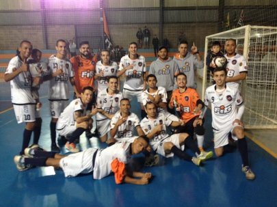 A.A. FIB vence Ja� nos p�naltis e decidir� o t�tulo da Copa TV Tem�