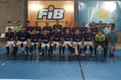 No Ginsio Duduzo, A.A. FIB derrota Dracena em jogo-treino