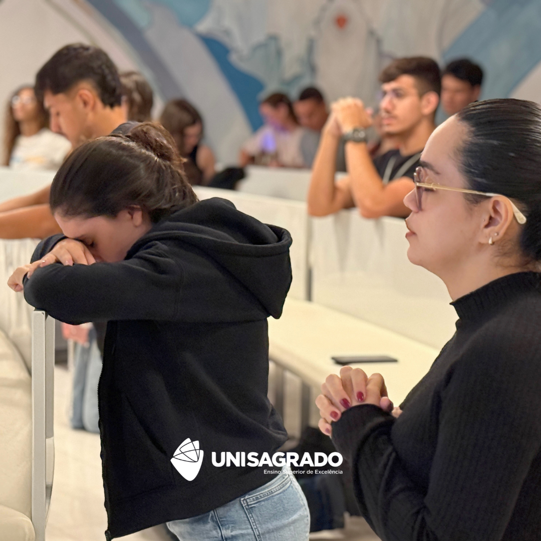 Adora��o Eucar�stica | 01/04