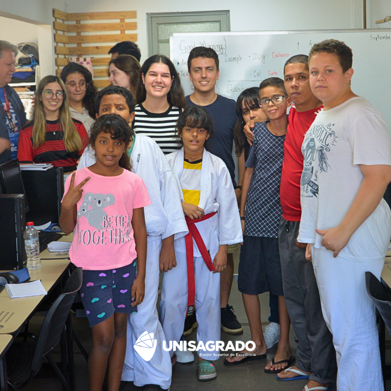 EXTENS�O - EDUCA��O E PLANEJAMENTO FINANCEIRO COM A COMUNIDADE DO MARY DOTA