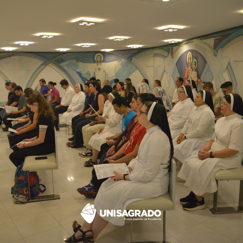 Missa Universit�ria 23/04