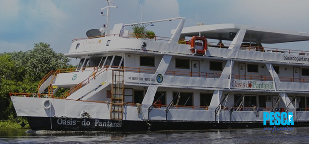 Barco Oásis do Pantanal