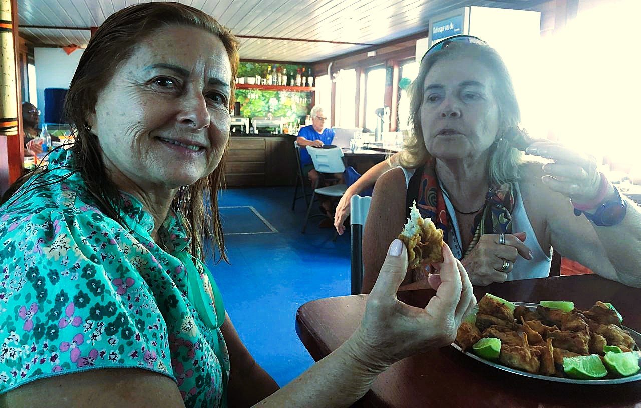 IATE AMAZONIA - passageiras petisco