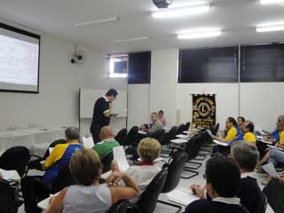 LIONS - APLICAÇÃO CURSO DE MENTOR - 12FEV11 050