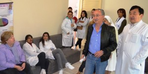 Presidente_Lar_São_Vicente_Inauguta_TV_LED_e_Nintendo_Wii_destinado_reabilitação_de_idosos_institucionalizados