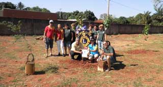 17-09-2011 Plantio Árvores (14)