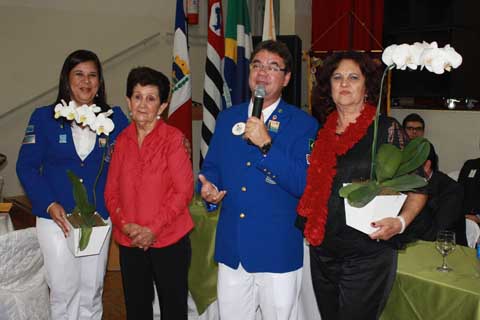2.0 DG OSVALDO E CAL CARLA HOMENAGEANDO SUAS MÃES