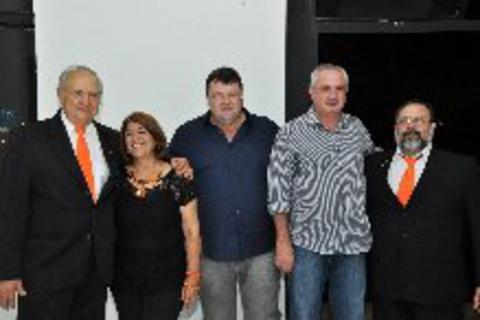 3 Eduardo e Carmen(Lions Falcão), Elson Reis, Amaral(Jornal da Cidade) e José Netto(Lions Falcão)_480x320
