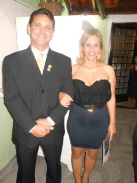 7 Nova CaL Marcia com padrinho CL João Maciel_270x360
