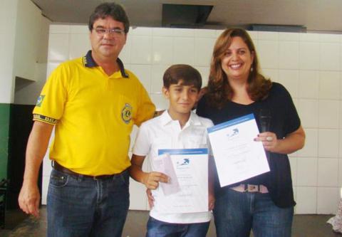 Cartaz da Paz - premiação - 05-04-2013 (2)_480x333