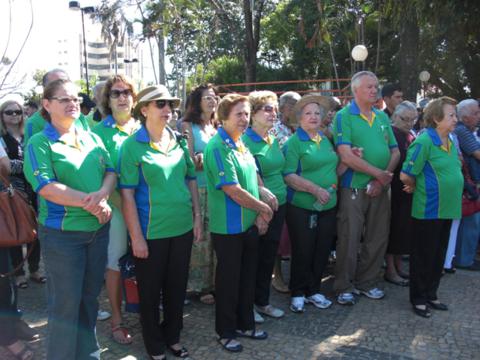 membros do clube no ato cívico de 7 de setembro_480x360